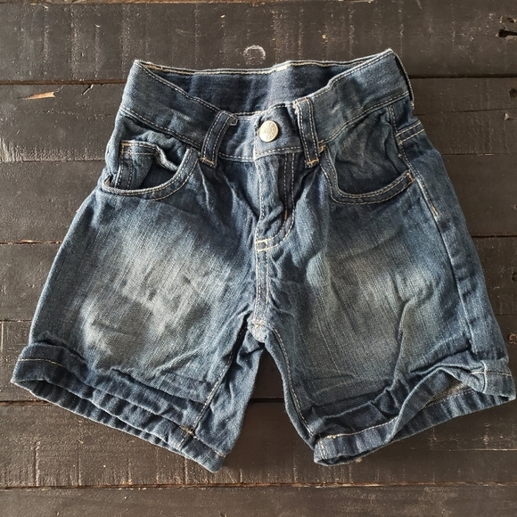 Crazy 8 Toddler Boy 2T Blue Jean Denim Shorts - Picture 1 of 4